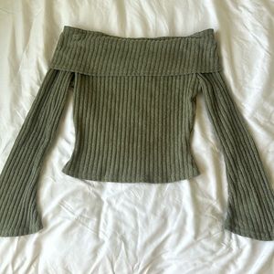 I swear it gives me Gilmore girls vibes <3